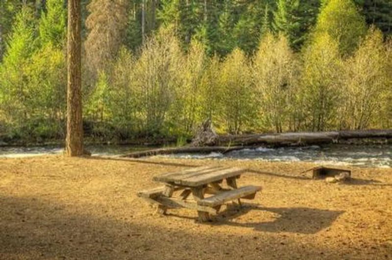CEDAR SPRINGS CAMPGROUND (WA)