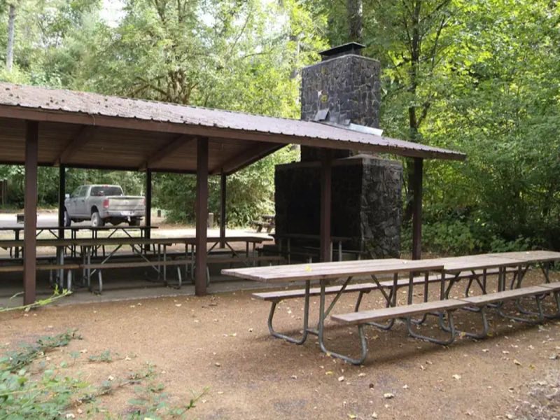 Rentable day use shelter at Clay Creek.