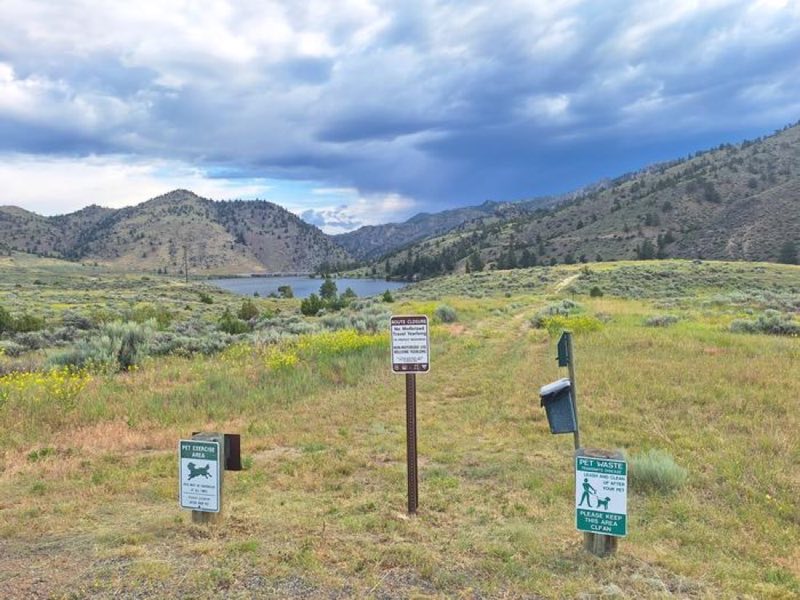 Pet exercise area at Devil's Elbow Campground